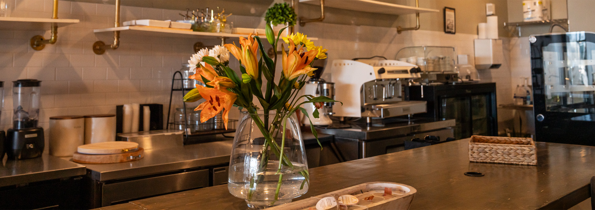 Warm Hospitality Bar